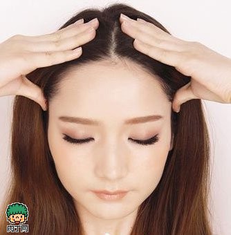 双下巴法令纹练背,双下巴法令纹怎么消除视频