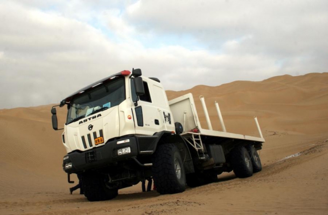 依维柯高顶卡车,依维柯2.7米货运版车能拉多少方货