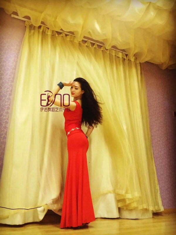 一个无法停下脚步的舞者——伊诺