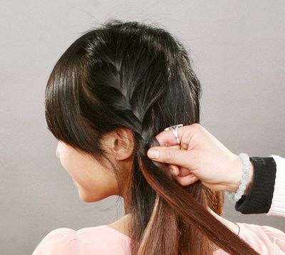 12-15岁大童编发鱼尾辫,简单时尚的鱼尾辫编发