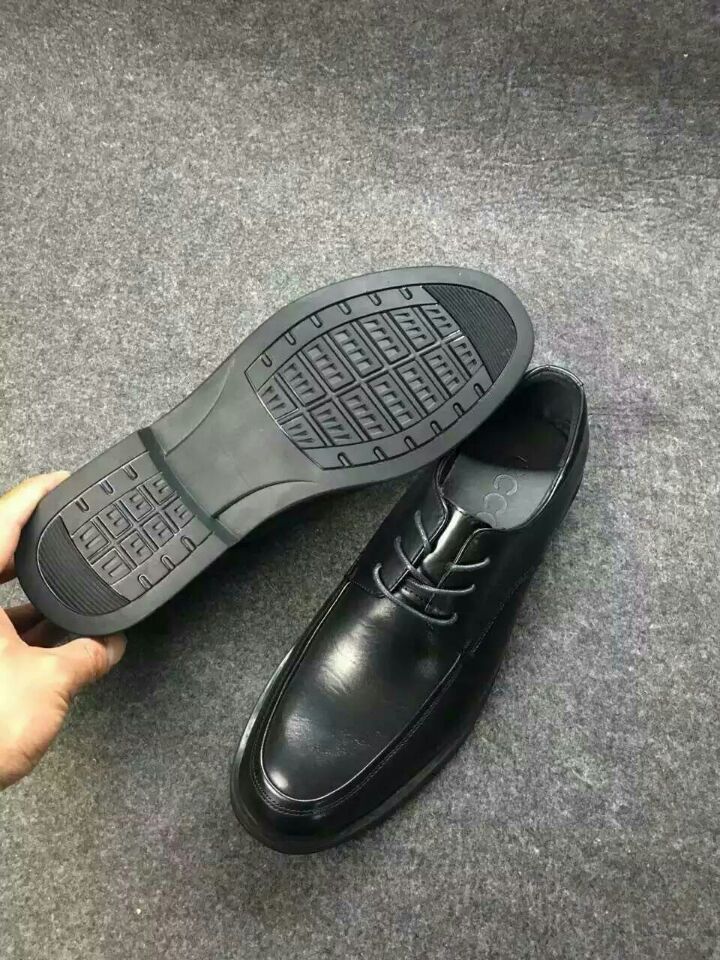 爱步哪个系列适合脚肥 (爱步鞋磨脚给换吗)