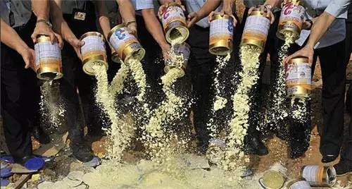 假奶粉是什么制作的对身体有害吗,奶粉如果是假的能出现什么问题