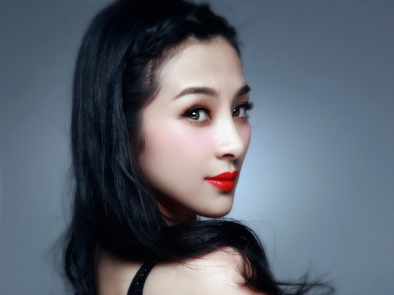 脸上的疹子反反复复怎么回事呢,脸上反反复复起疹子痒是怎么回事