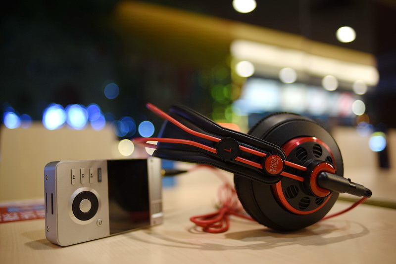 大良心！红妆艳抹的千元经典AKGK240RS听感PK