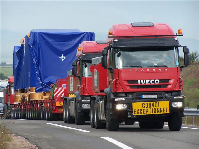 依维柯高顶卡车,依维柯2.7米货运版车能拉多少方货