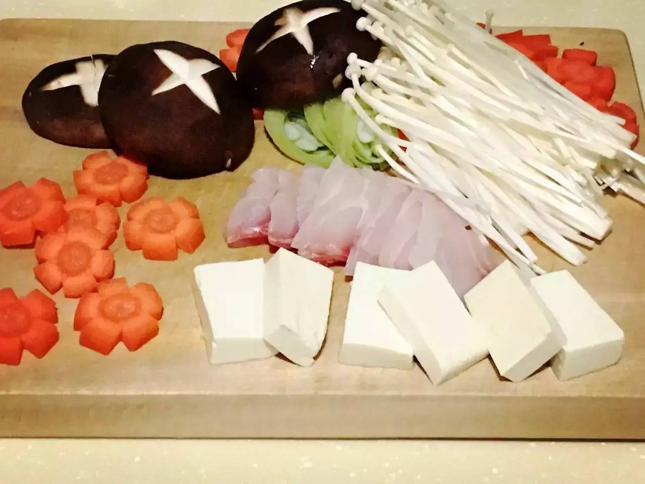 任任食堂|一荤一世界一素一菩提