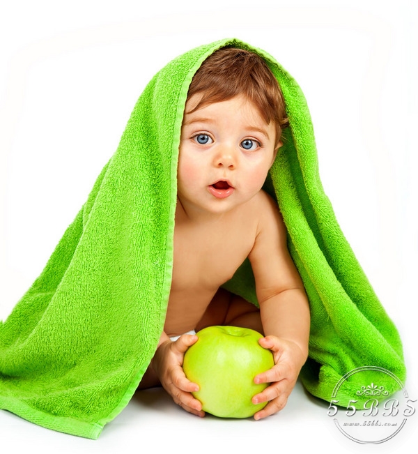 婴儿如何洗澡不着凉,小婴儿如何洗澡