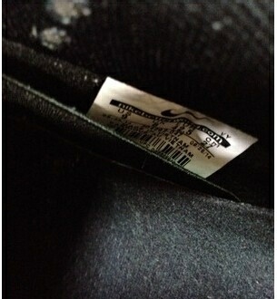 正版aj真假一眼能看出来吗,虎扑识货里面的东西是真的吗