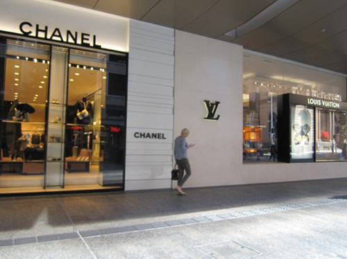 到这些地方可以买到LV的正品！