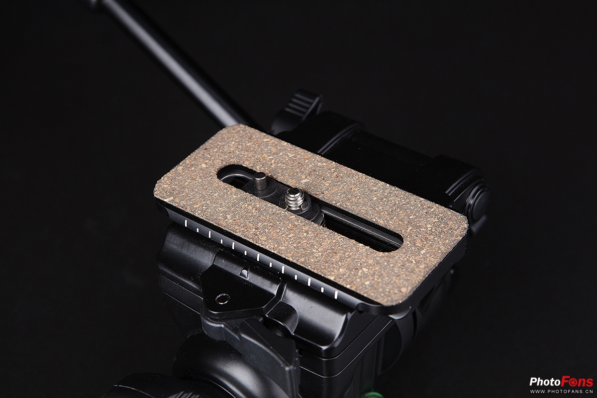 细节决定一切*钟金**中型液压云台FHD-66A