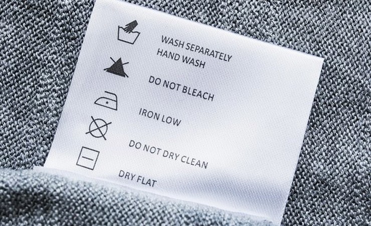 WHAT？3万5千块一件的大衣沾水就掉色？你却告诉我本来就是“DONOTWASH”???