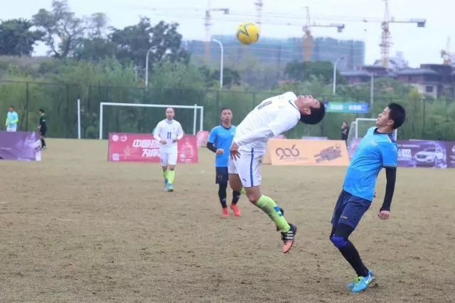 震撼！福州公安绿茵争霸！原来足球还能这么玩