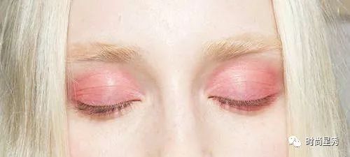 小s复古妆容,小烟熏眼妆小s