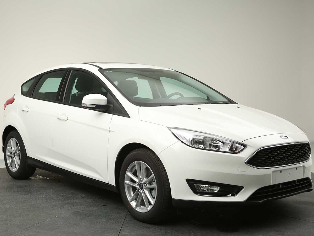 福克斯1.0t和1.6l发动机哪个更好,福特福克斯1.0t和嘉年华1.0t对比