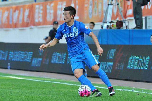 中国足球新星姜至鹏,姜至鹏简介足球运动员