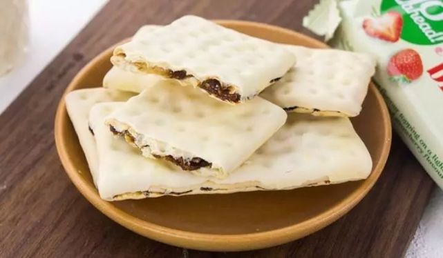 适合办公室吃的小零食,适合办公室的零食推荐