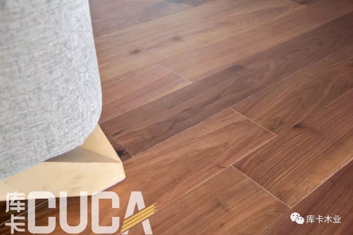 黑胡桃温润如玉,黑胡桃质感温润细腻