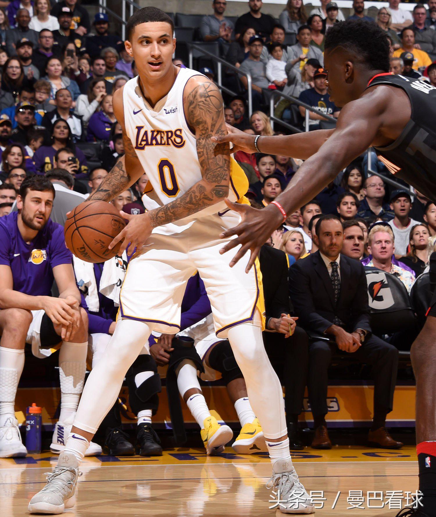 今日nba球员上脚球鞋,今天nba球员穿什么鞋