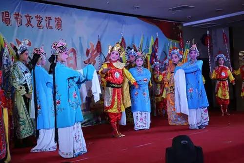 平桥小学2021年艺术节跳舞视频,平桥小学六一文艺汇演