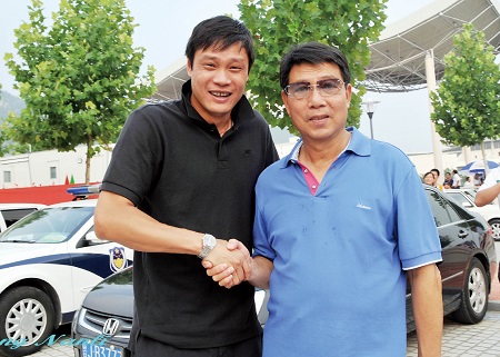 根宝上海足球队,上港球迷致敬根宝