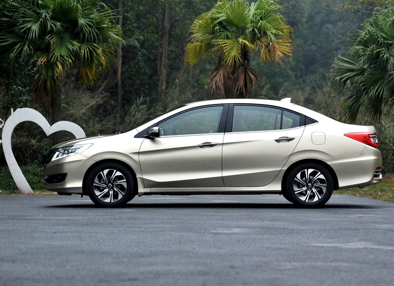 有年轻感又有动力的车50万以内,一辆动力十足的车