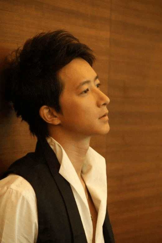 怪不得范冰冰弟弟要在韩国出道，这“包装”能力真是地表最强！