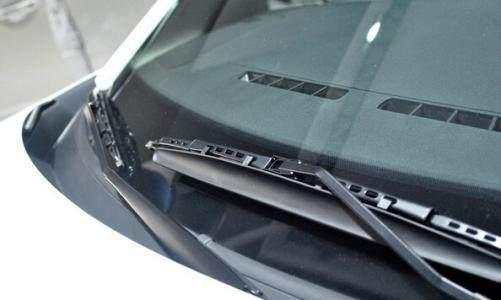 雨刮器小毛病怎么处理,雨刮器老容易坏