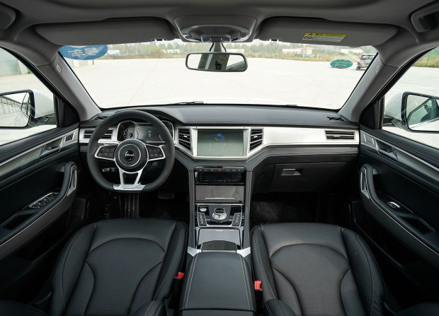 新捷豹xfl将上市,新捷豹xel上市银色