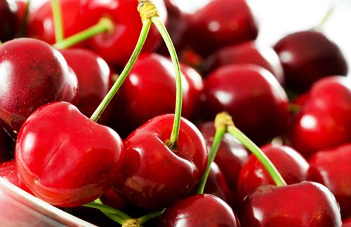 缺铁性贫血应该吃什么食物好,缺铁性贫血应该吃含铁的食物