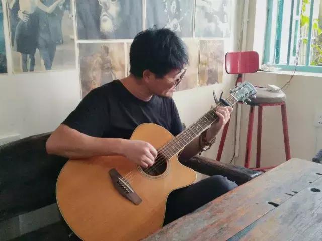 走十步就是大海，三亚这个被无数人错过的小镇，才是真正的天涯！