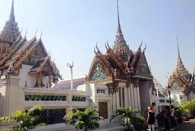 第一次去“天使之都”,打算待4天,怎么玩?