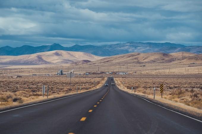 鍐呭崕杈惧窞鑻辨枃姝屾洸,鍐呭崕杈惧窞鐨勬瓕