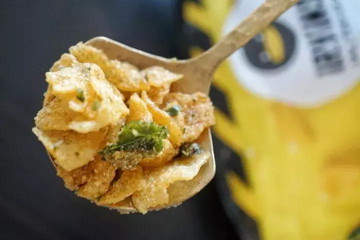 上瘾的零食推荐,咸蛋黄味的零食有哪些