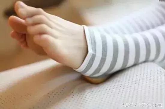 脚裂脚后跟干裂用身体乳有用吗,脚跟干裂在家怎么处理