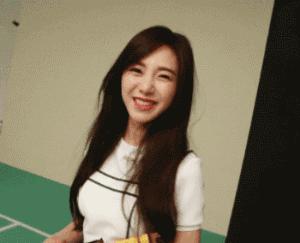 先等下，我吃块巧克力减个肥再跟你们说