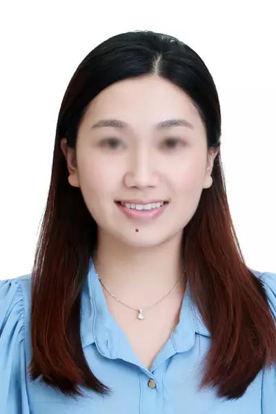 一份个人简历的图片,简历中的照片最好是怎么样的