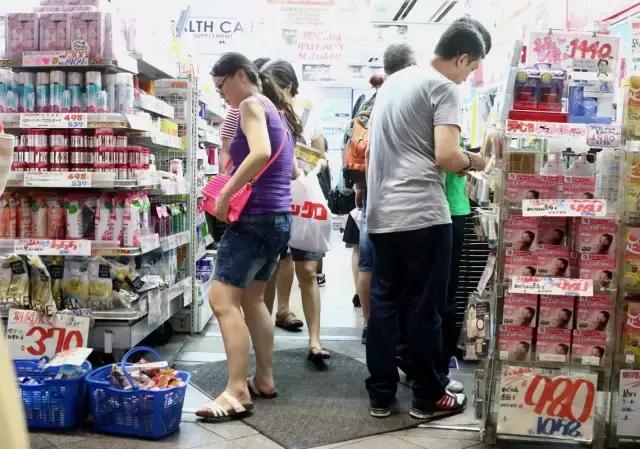 国庆假期，日本旅行的游客都买了什么？