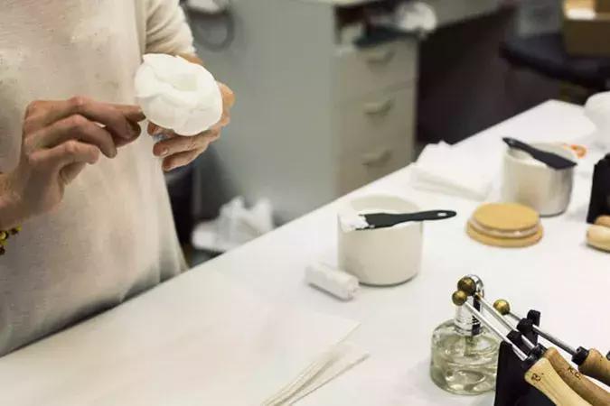 集装箱、手风琴、救生圈，还有什么是香奈儿不能做成手袋的吗？