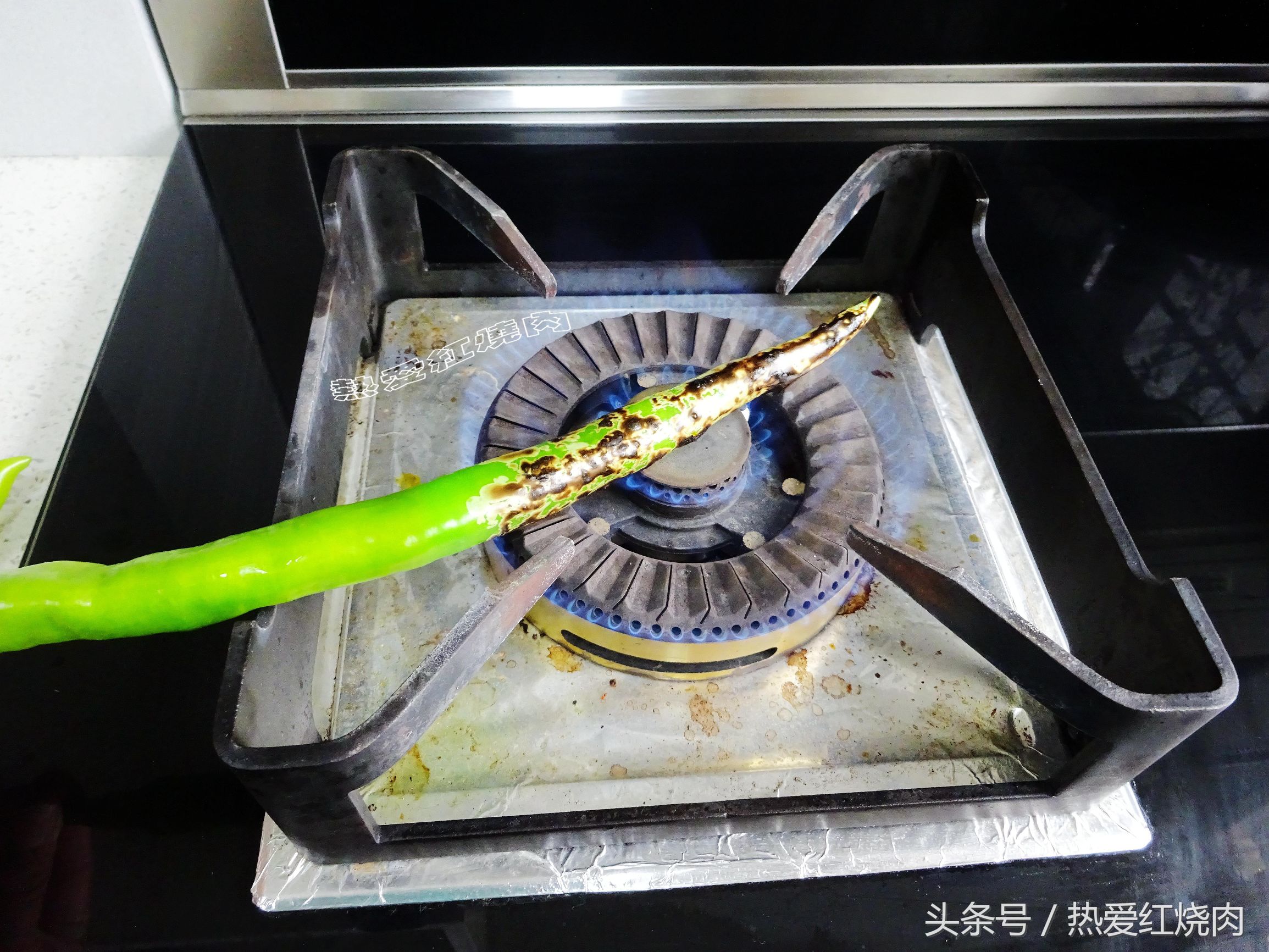 生辣椒吃着啥味道,生辣椒比较呛