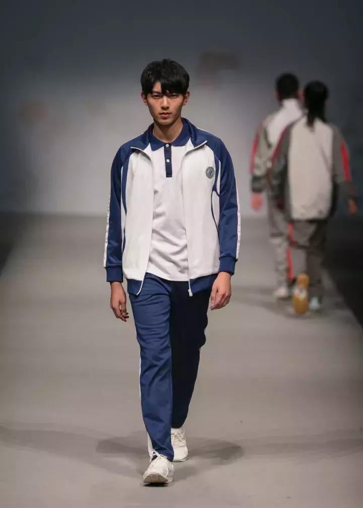 各个学校校服款式,今年学校最流行的校服