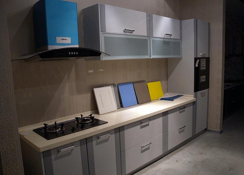 厨房橱柜玻璃胶发霉怎么处理,橱柜台面打玻璃胶会发霉吗