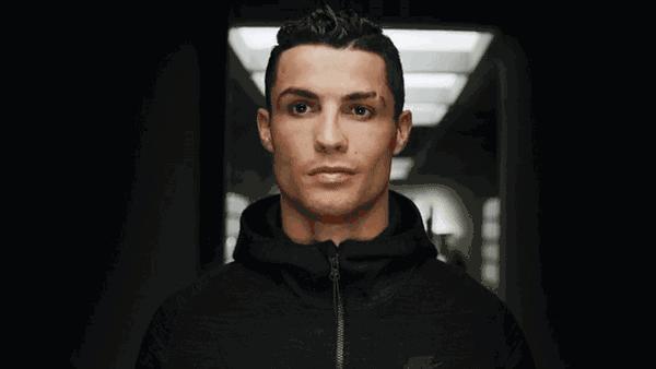 c罗第五个金球奖在哪个队拿的,c罗第五个金球奖和卡卡互动