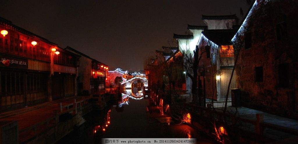 鏈堟渤鍙ら晣,娓哥帺鏈堟渤鍙ら晣