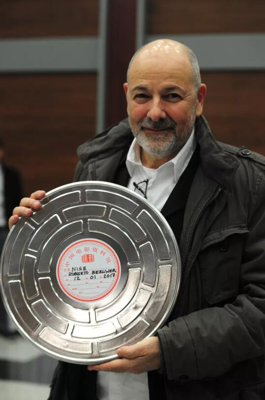 专访《尼斯：疯狂的心》的导演罗伯托·柏林厄