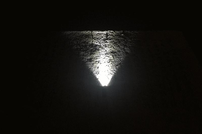 贴小招贴的，我来给你们暴暴光，不讲究