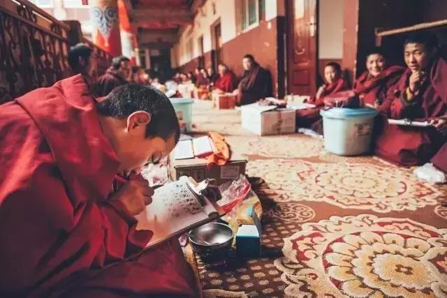 等待一个一起去旅行的人,想和一个人一起去旅行的句子