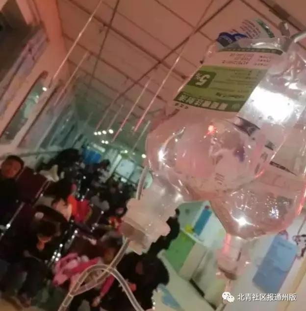 流感肆虐儿科门诊人满为患,流感来势汹汹视频