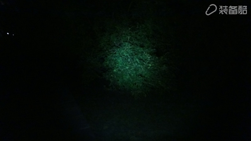 贴小招贴的，我来给你们暴暴光，不讲究