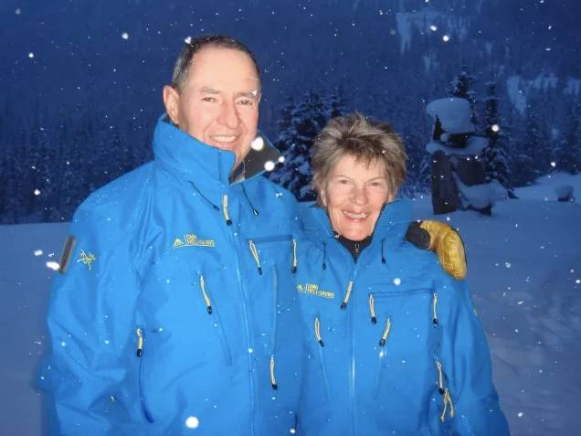 滑雪服中的爱马仕,爱马仕橙滑雪服