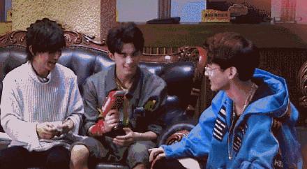 混八组玩知乎，这些明星网民资历比你深得多！